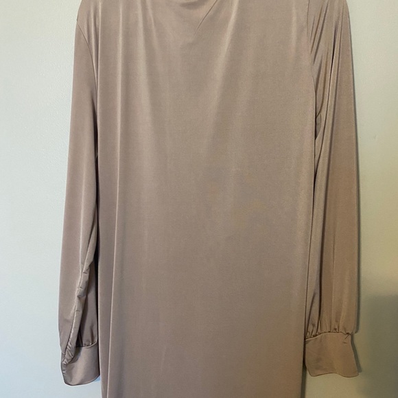 Boohoo Plunging Midi Dress - Picture 5 of 5